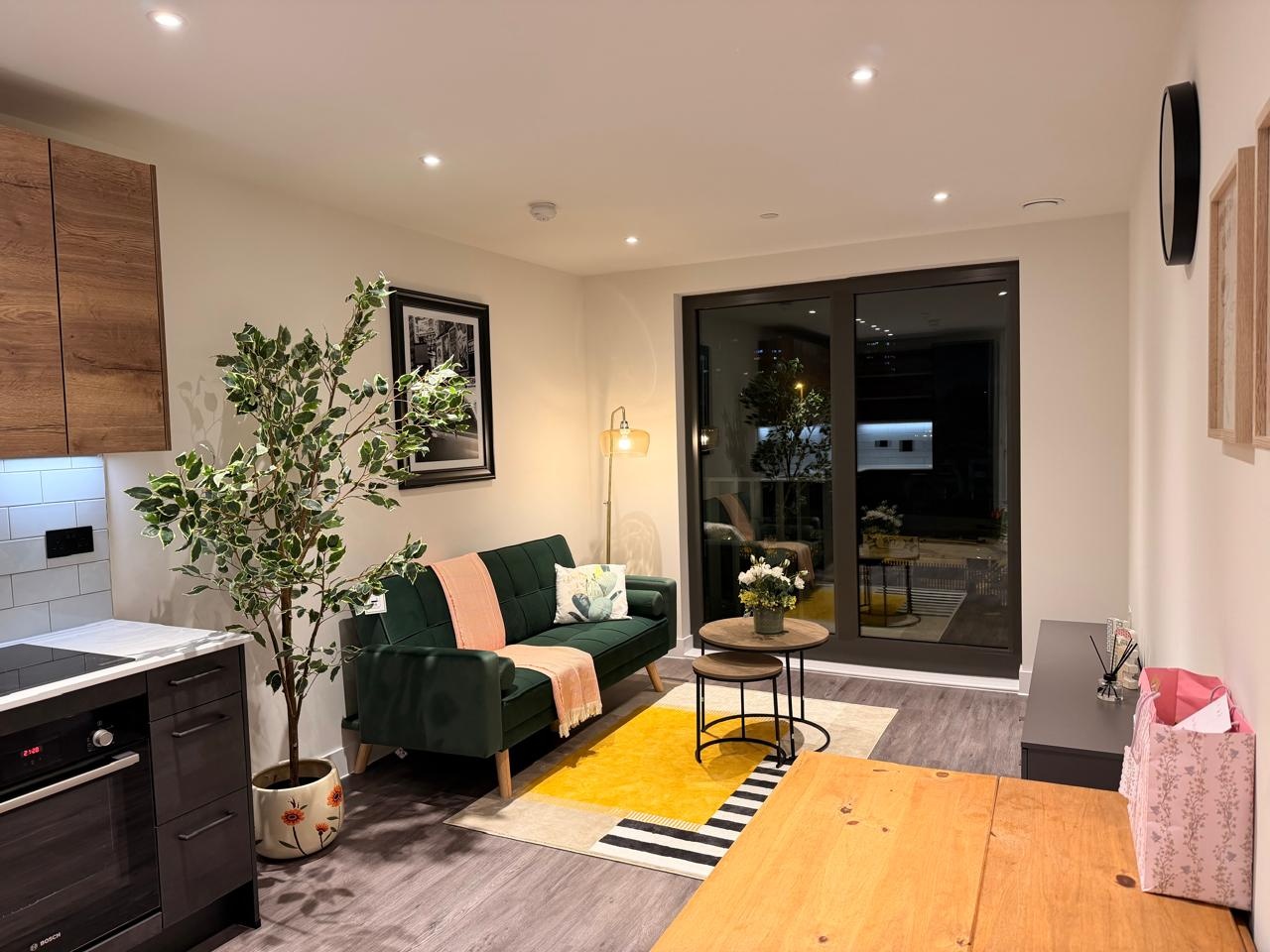 1 Bed Flat, Cardigan Wharf, B4, N1 7GU