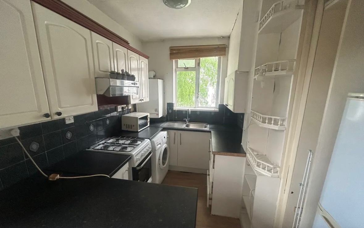 Additional image 3 of Room in a Shared Flat, Hector House, E2, N1 7GU