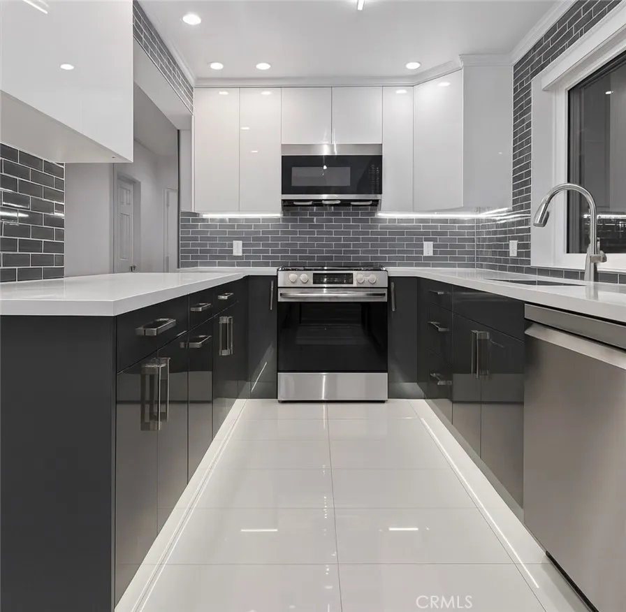 Additional image 13 of 3381 Oakmont View Drive Unit A, Glendale, CA 91208