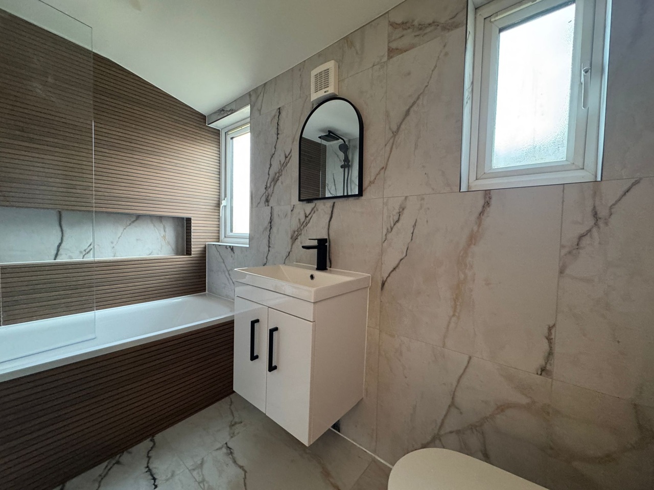 Additional image 5 of 2 Bed Flat, Heron Road, SE24, N1 7GU