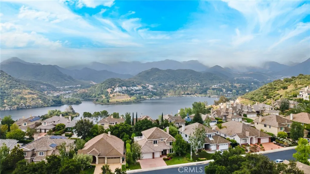 Additional image 77 of 562 Ravensbury St, Lake Sherwood, CA 91361