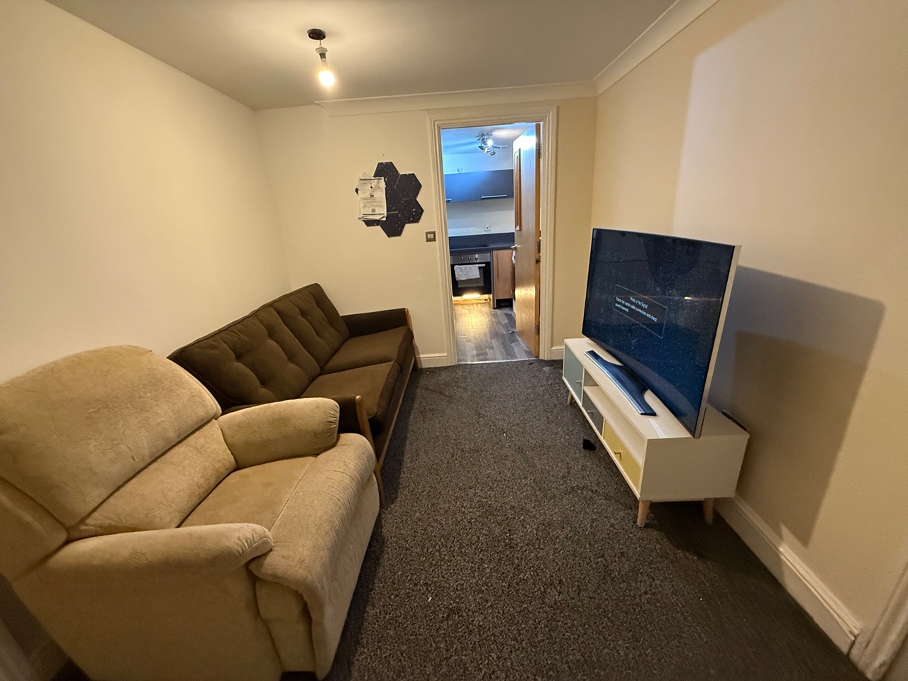 Additional image 6 of Room in a Shared Flat, Broadway Plaza, B16, N1 7GU