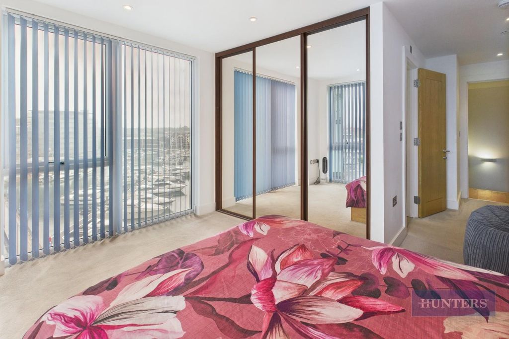 Additional image 10 of 2 bed flat for saleAlexandra Wharf, Maritime Walk, Ocean Village SO14