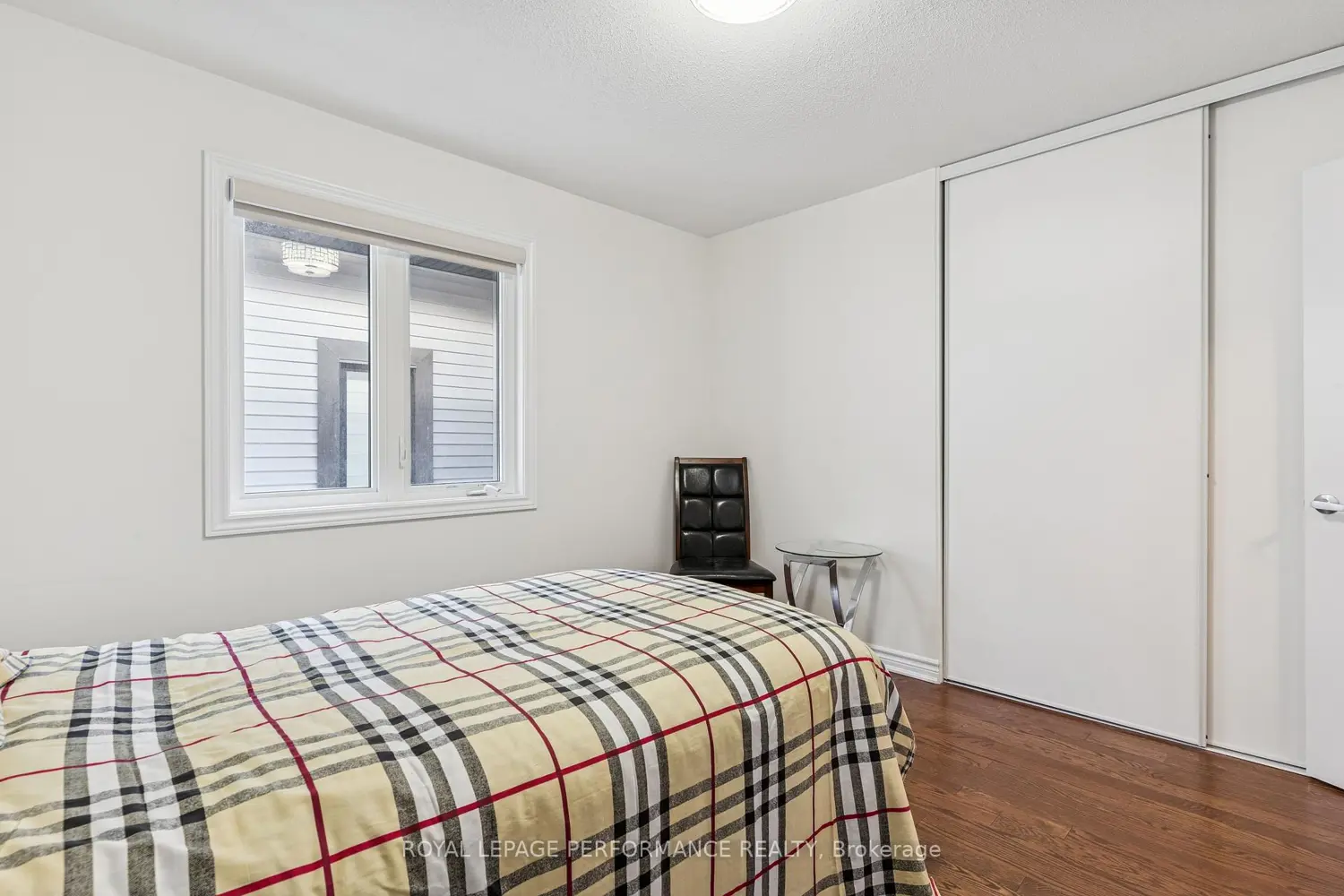 Additional image 11 of 845 Snap Hook Crescent