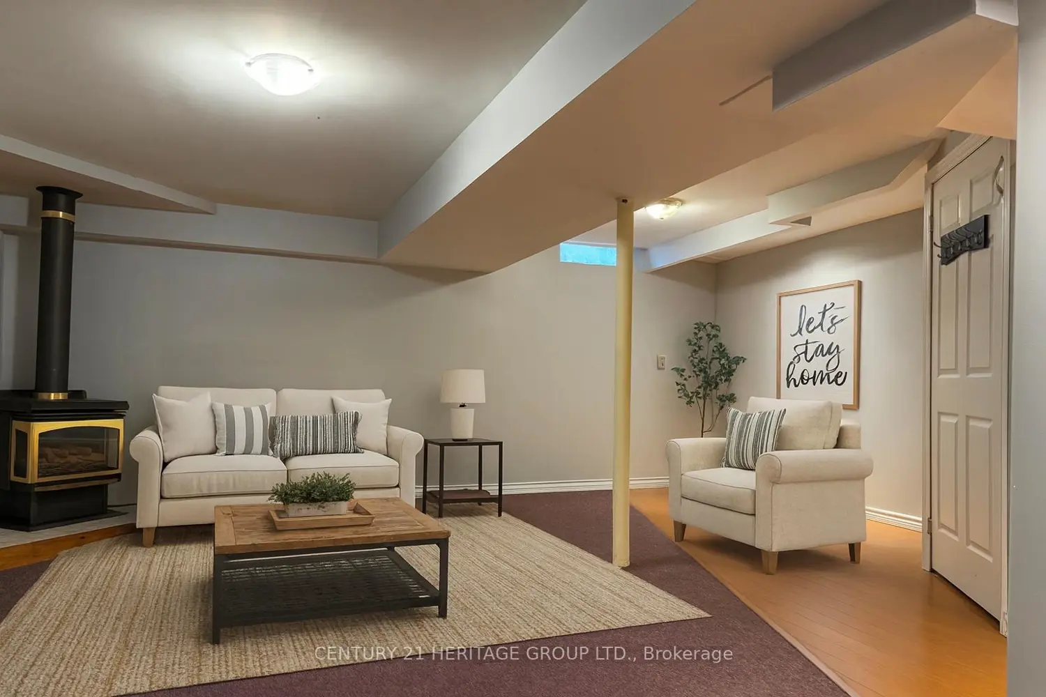 Additional image 15 of 9 Corona Gate