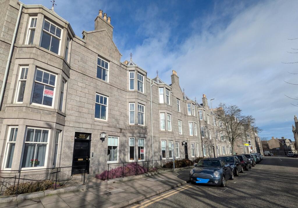 Whitehall Place, Aberdeen, AB25