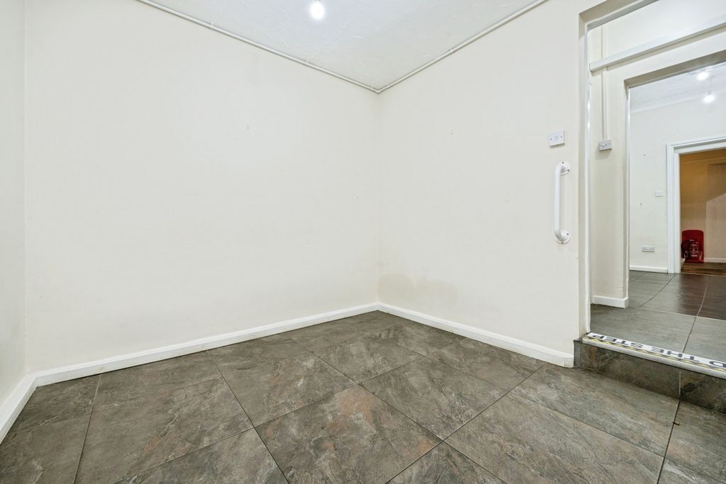 Additional image 37 of Studio for saleMidland Road, Bedford, Bedfordshire MK40