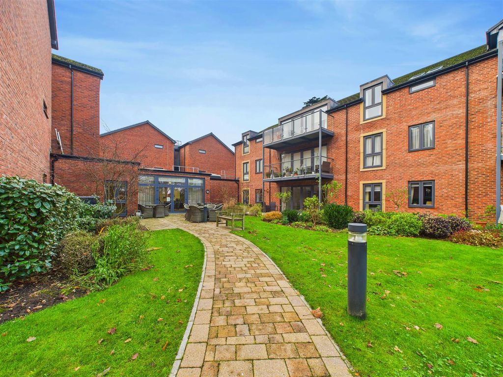 Additional image 16 of 2 bed flat for saleStapleton Court, Waller Grove, Swanland HU14