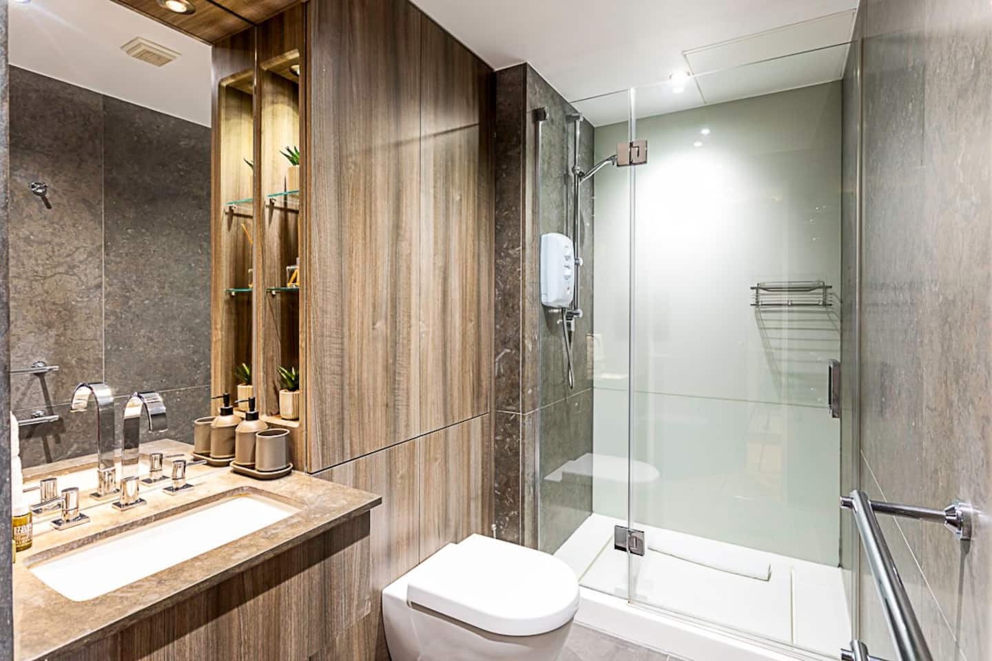 Additional image 6 of Studio Flat, Counter House, SW6, N1 7GU