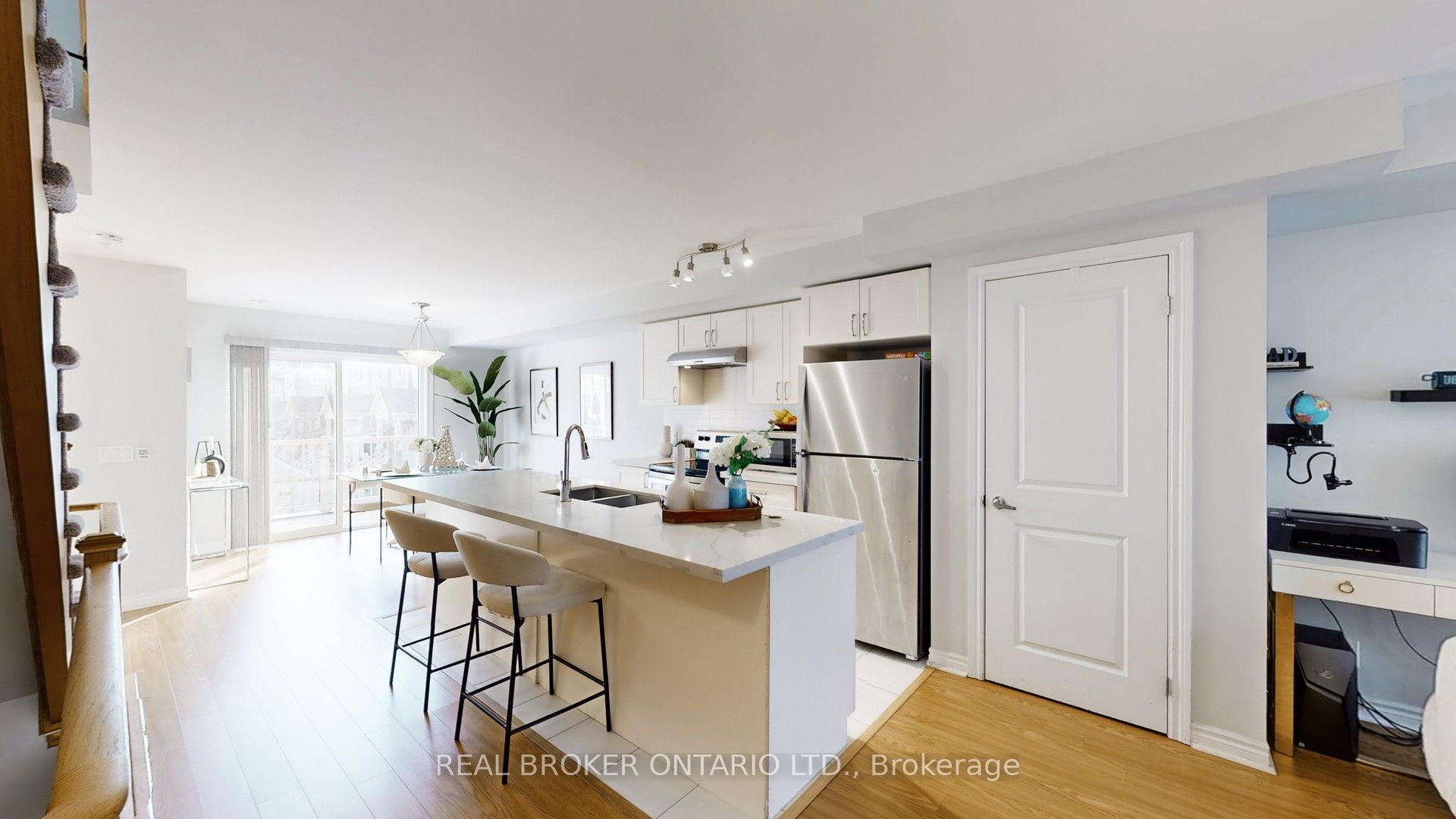 Additional image 6 of 124-2500 Hill Rise Court, Oshawa, ON, L1L 0M6