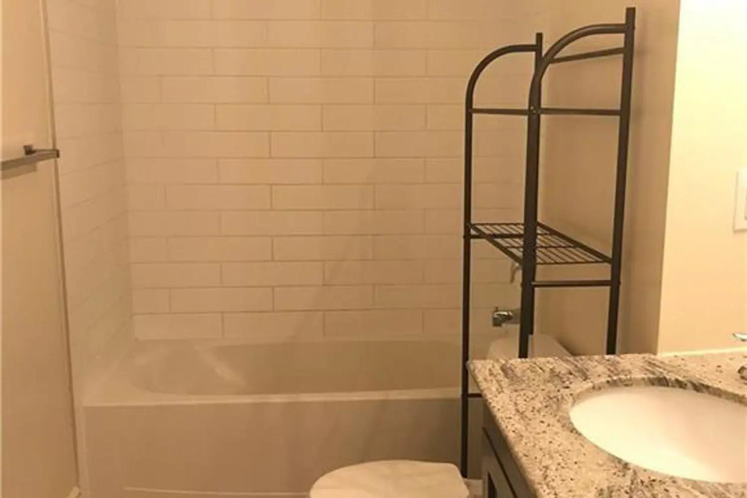 Additional image 7 of 200 Stinson Street 211