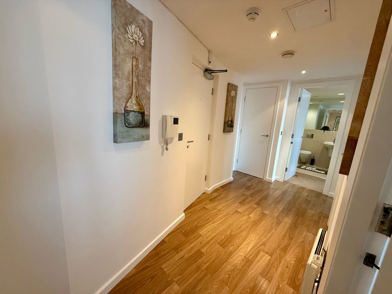 Additional image 5 of 2 Bed Flat, Wellington Street, LS1, N1 7GU