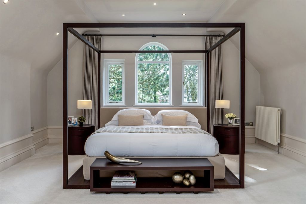 Additional image 12 of 3 bed flat for saleOakwood House, Beechfield Road, Alderley Edge SK9