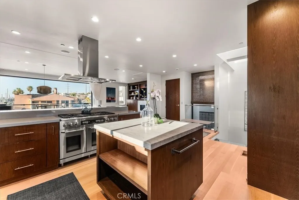 Additional image 49 of 228 38th St, Manhattan Beach, CA 90266