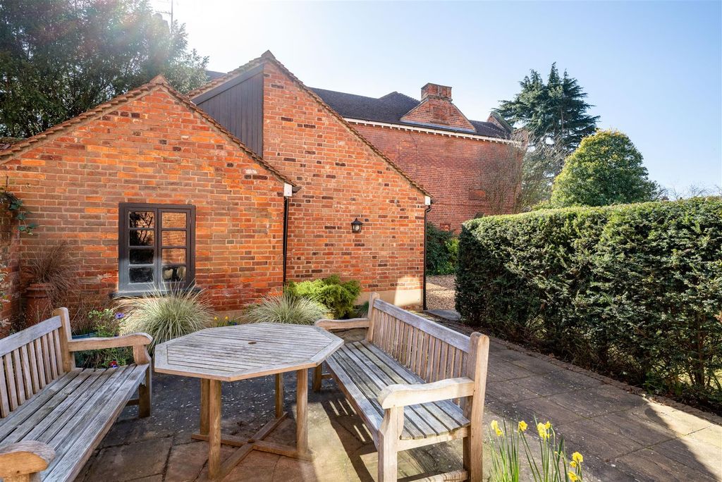 Additional image 37 of 7 bed detached house for salePark Avenue, Bedford MK40