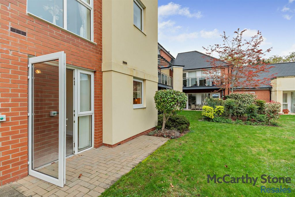 Additional image 4 of 2 bed flat for saleFrancis Court, Barbourne Road, Worcester WR1