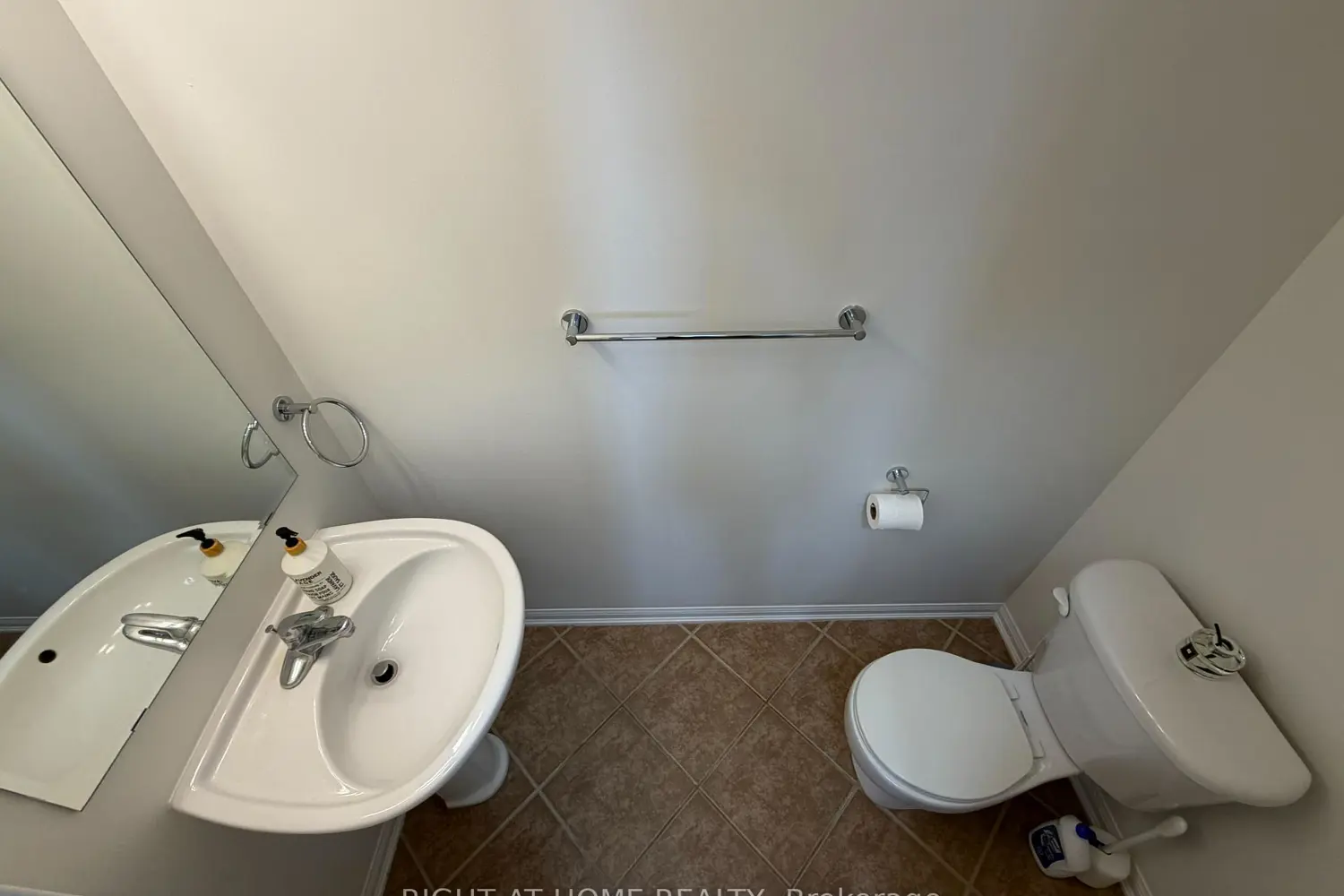 629 Scott Boulevard photo 3