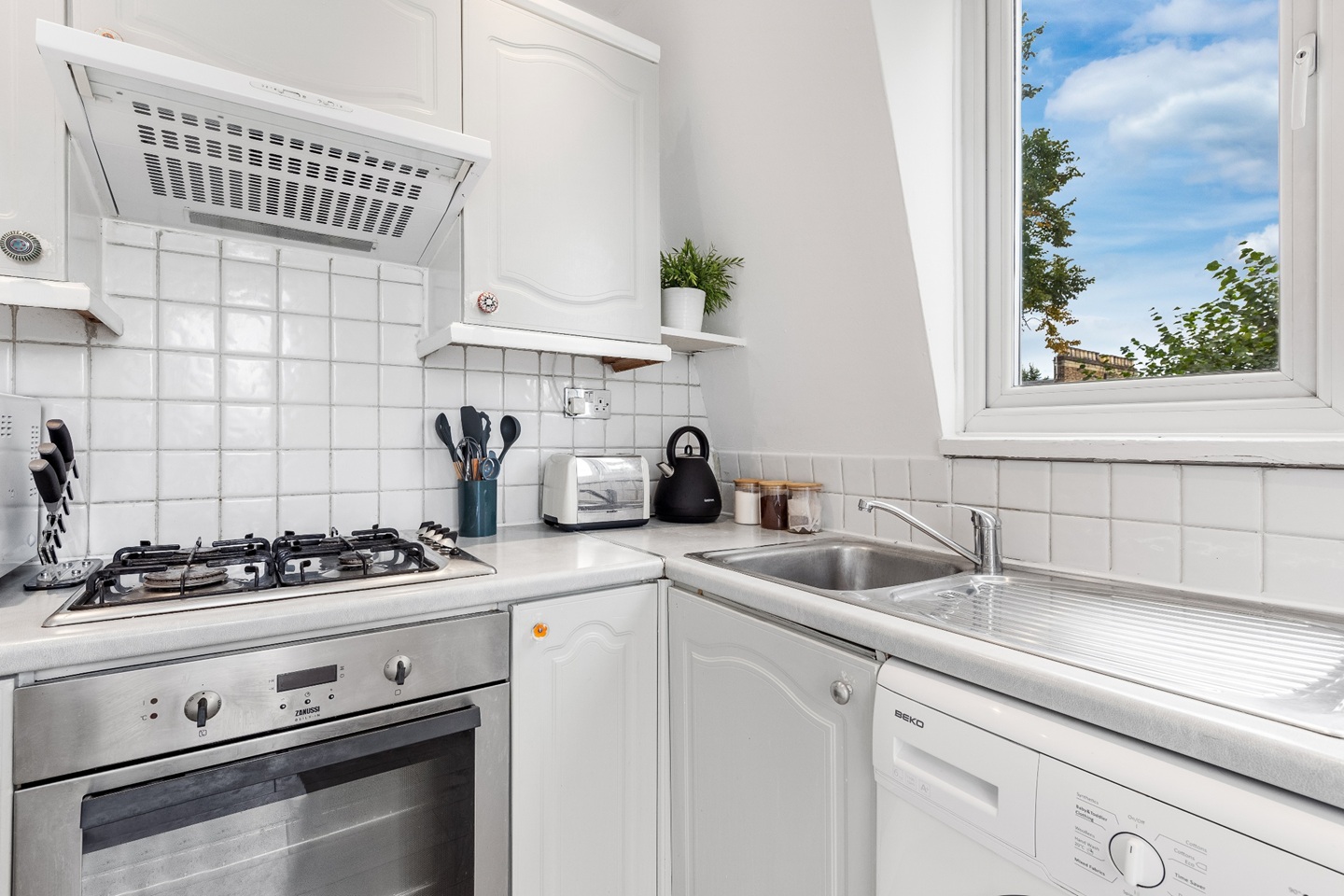 Additional image 13 of 2 Bed Flat, Holland Road, W14, N1 7GU