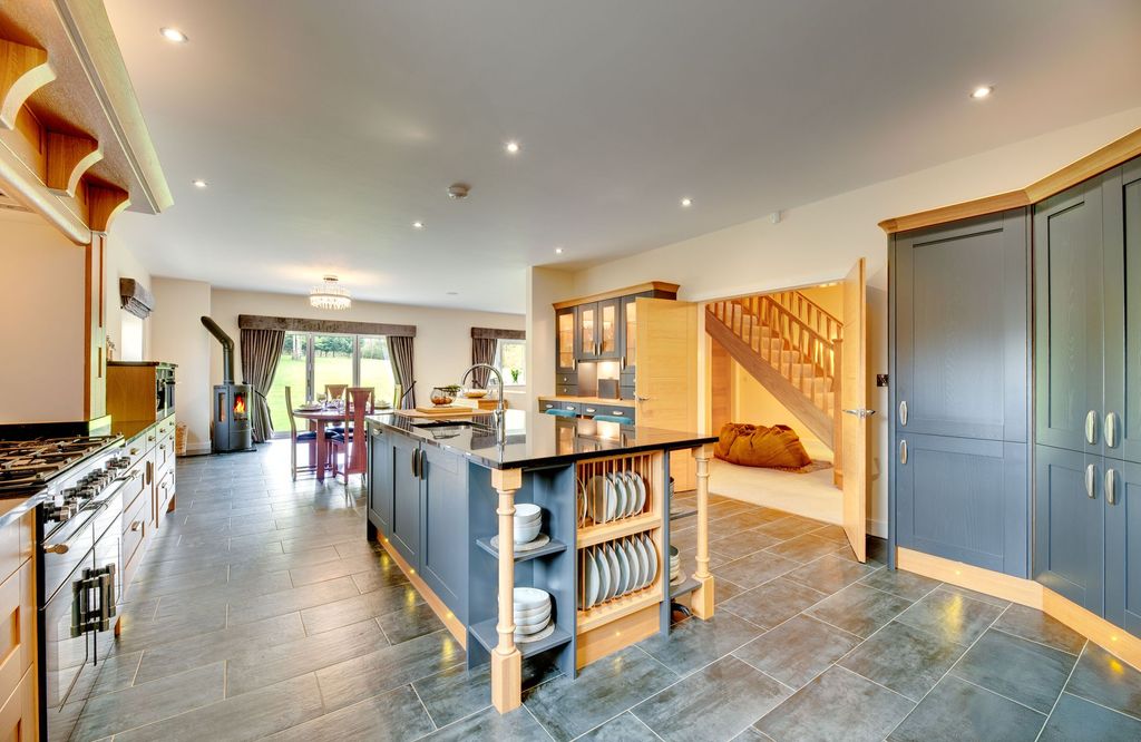 Additional image 8 of 5 bed detached house for saleHamsterley Mill, Rowlands Gill NE39