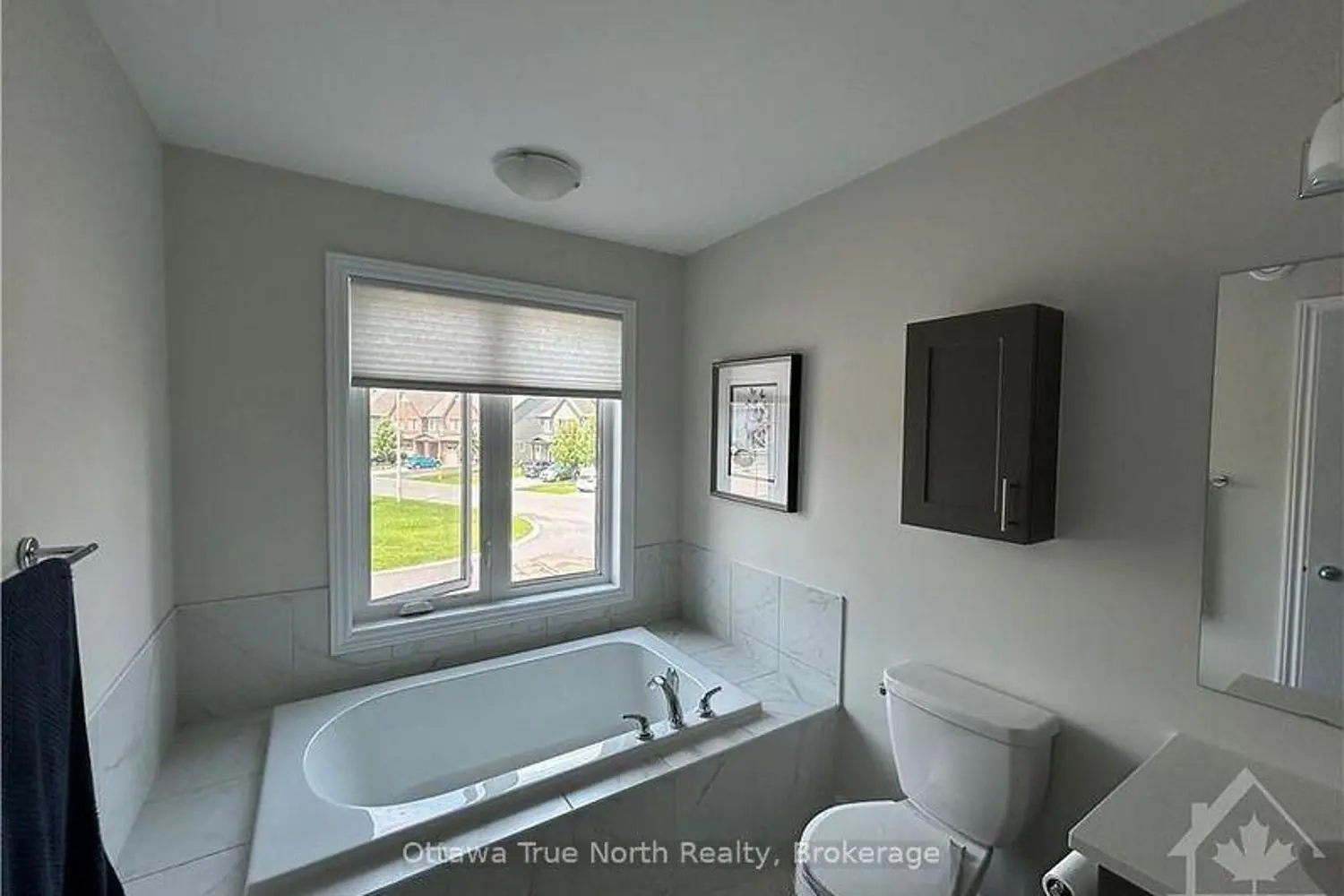 Additional image 11 of 505 Manhattan Court