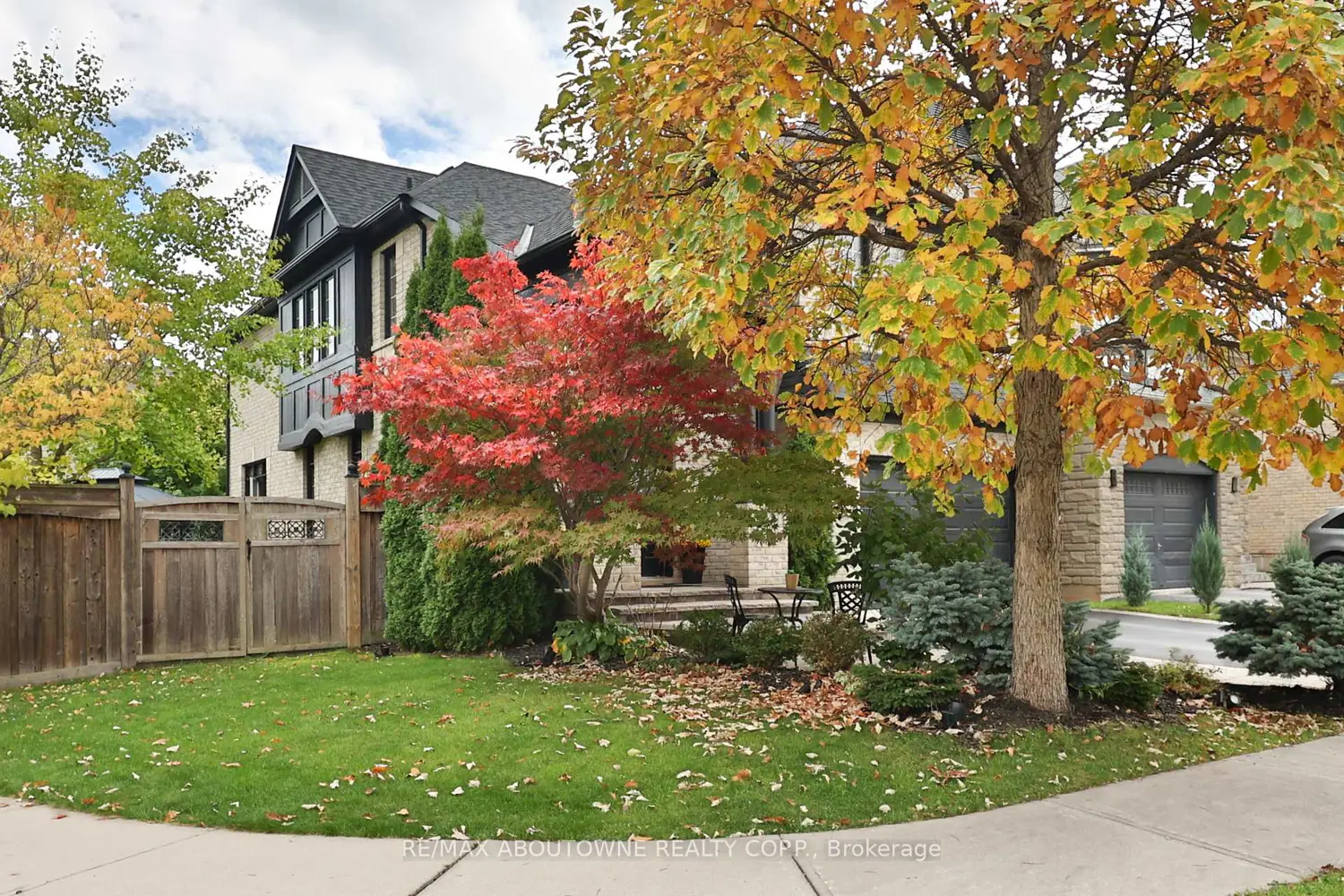 3262 Skipton Lane