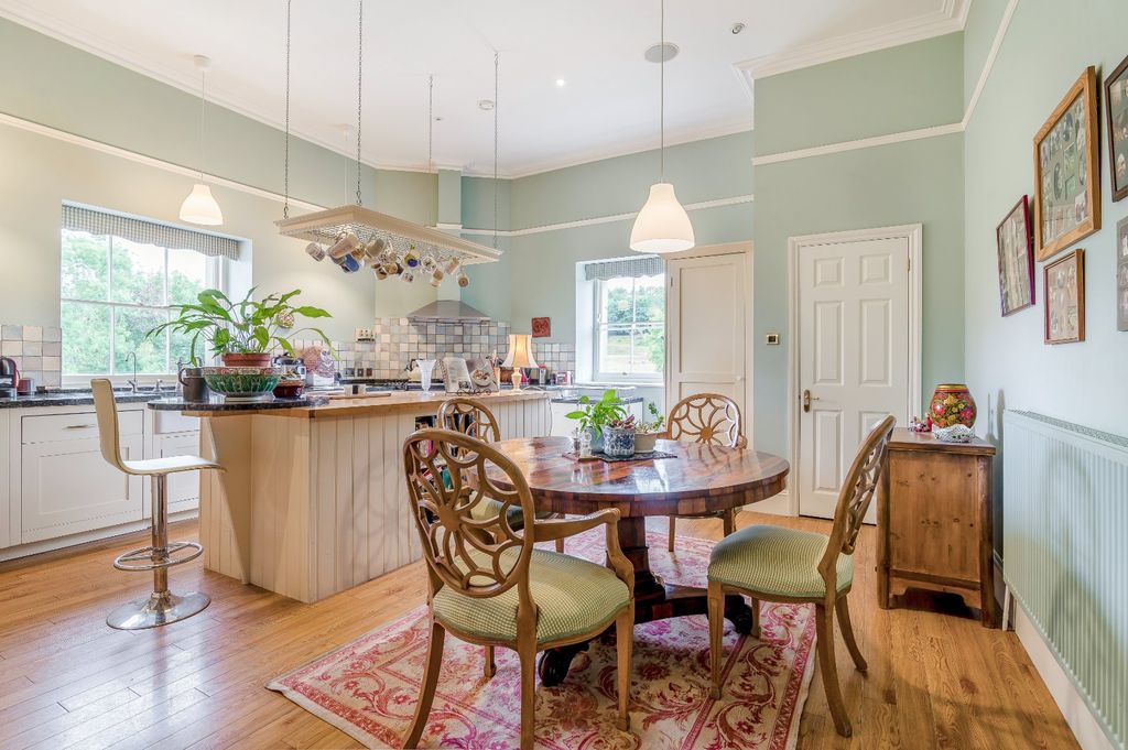 Additional image 4 of 3 bed flat for saleHeytesbury Park, Heytesbury, Warminster, Wiltshire BA12