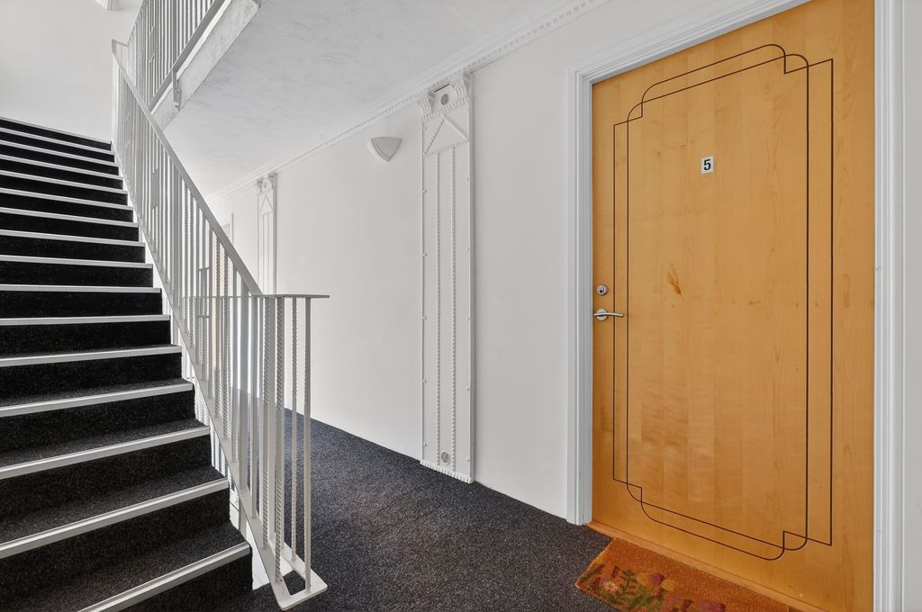 Additional image 19 of 2 bed flat for sale5 Townhead Gardens, Kilmarnock KA3