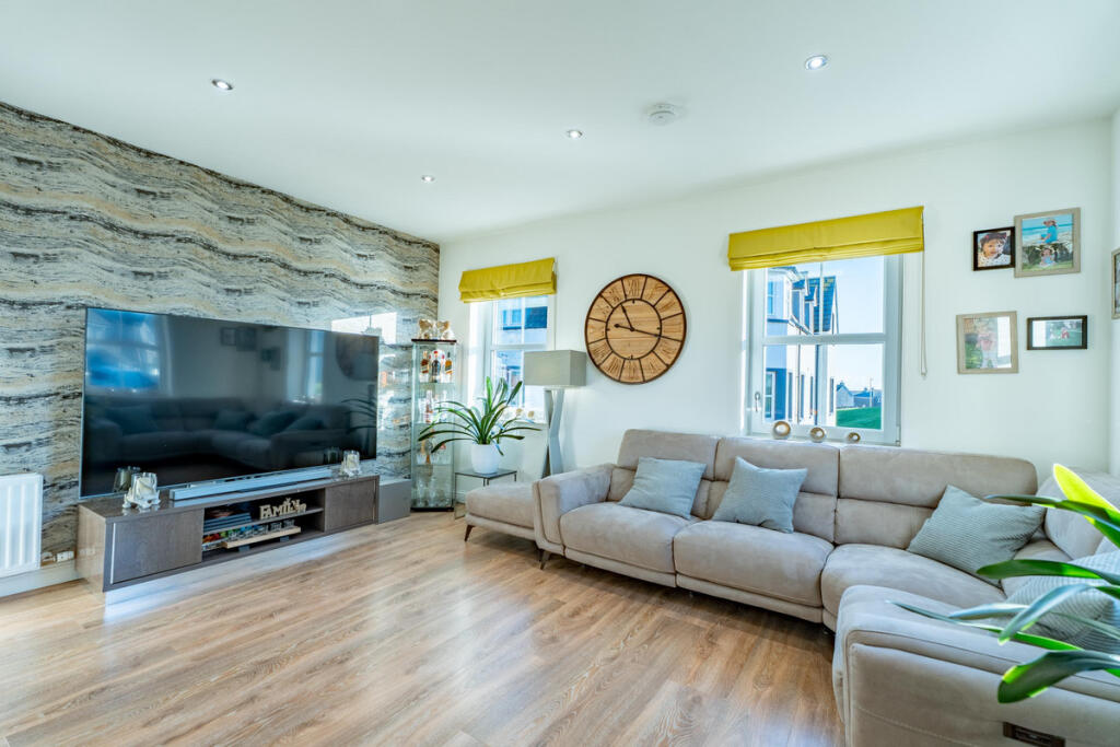 Additional image 2 of Perwinnes Crescent, Aberdeen, AB23