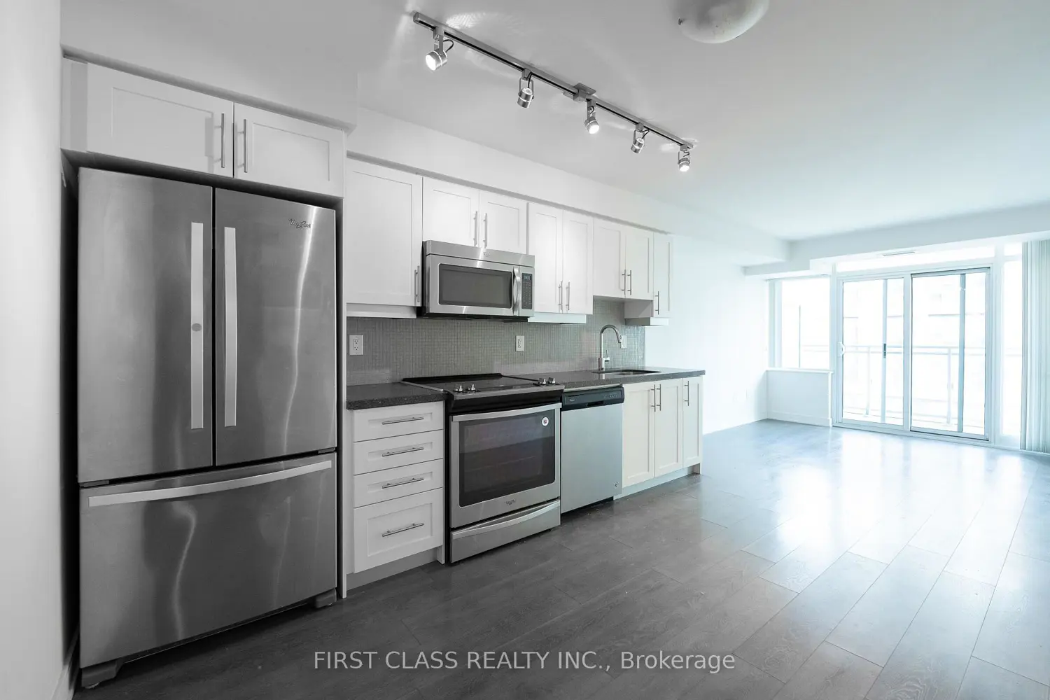 Additional image 3 of 525 Adelaide Street 1022