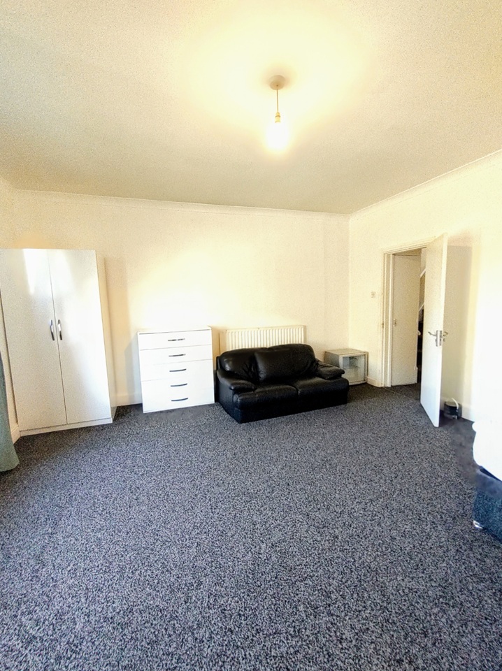 Additional image 4 of 4 Bed Terraced House, Gathorne Terrace, LS8, N1 7GU