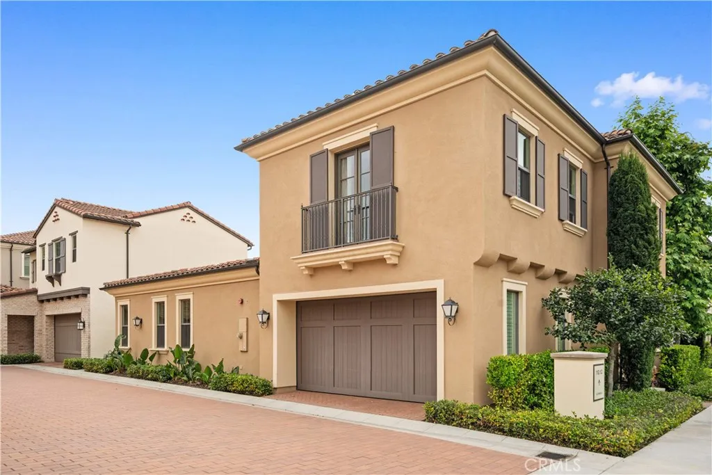 Additional image 79 of 114 Guinness, Irvine, CA 92620