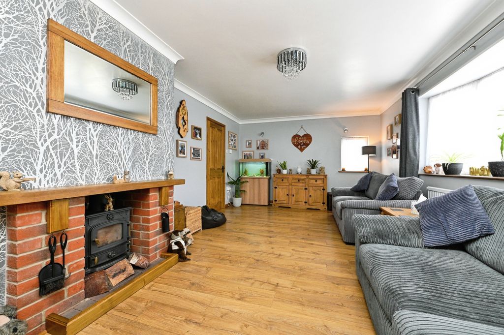 Additional image 3 of 3 bed bungalow for saleMain Street, Welney PE14