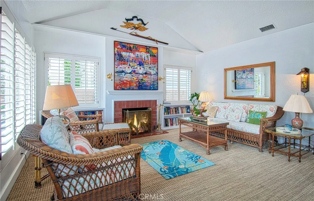 Additional image 5 of 209 Agate Ave, Newport Beach, CA 92662