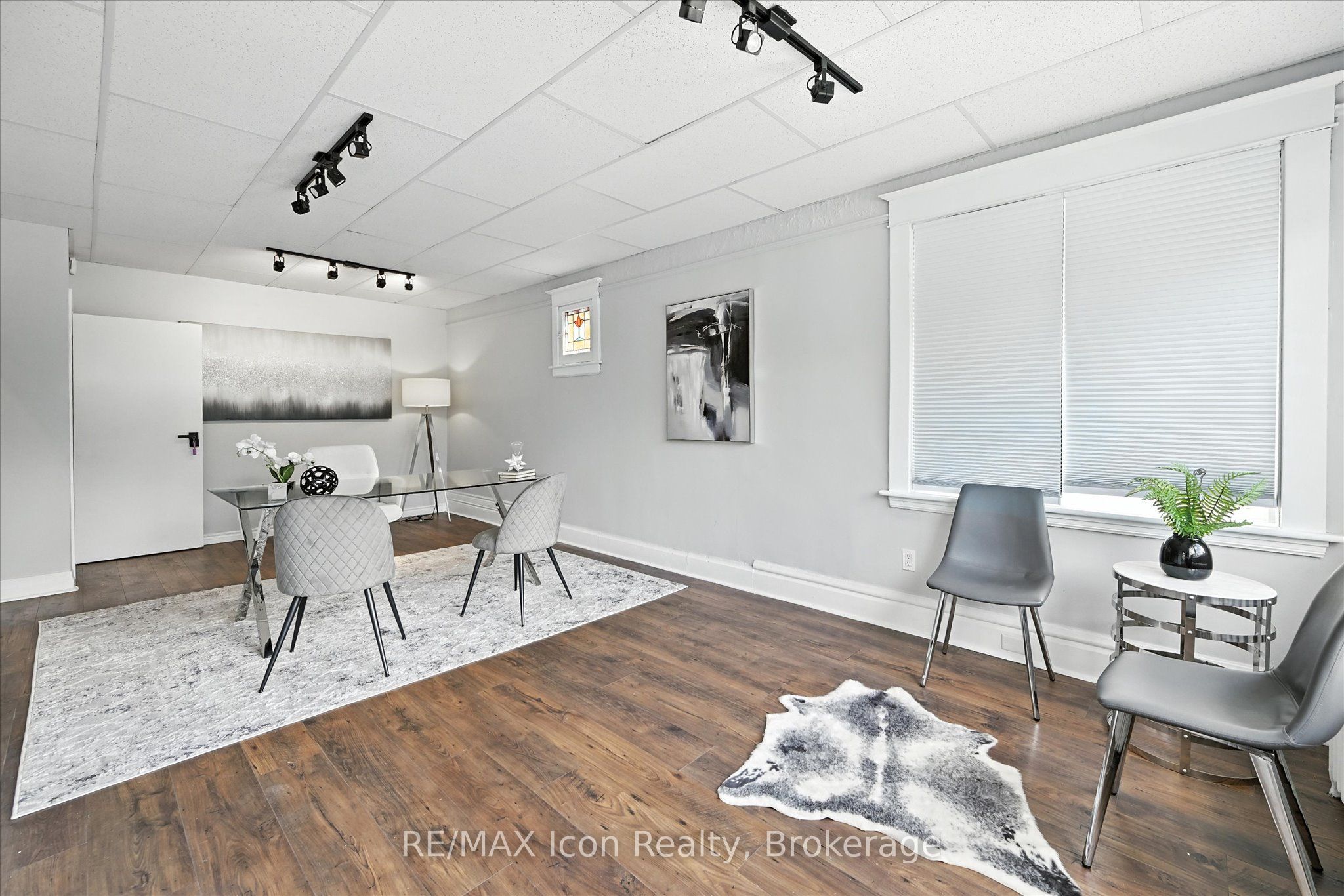 Additional image 4 of 1047 Main Street E, Hamilton, ON, L8M 1N5