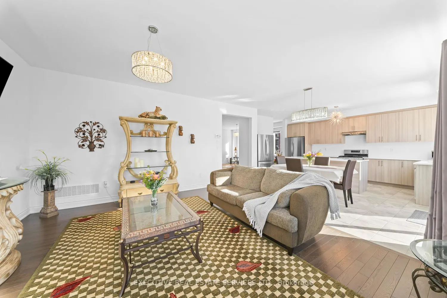 Additional image 8 of 18 Emerald Street