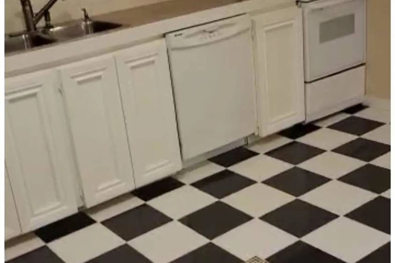 Additional image 17 of 47 Silver Maple Road