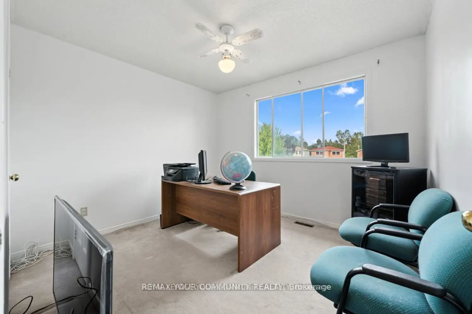 104 Garden Drive photo 5
