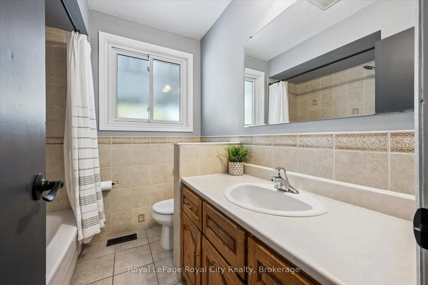 Additional image 10 of 26 Vista Terrace