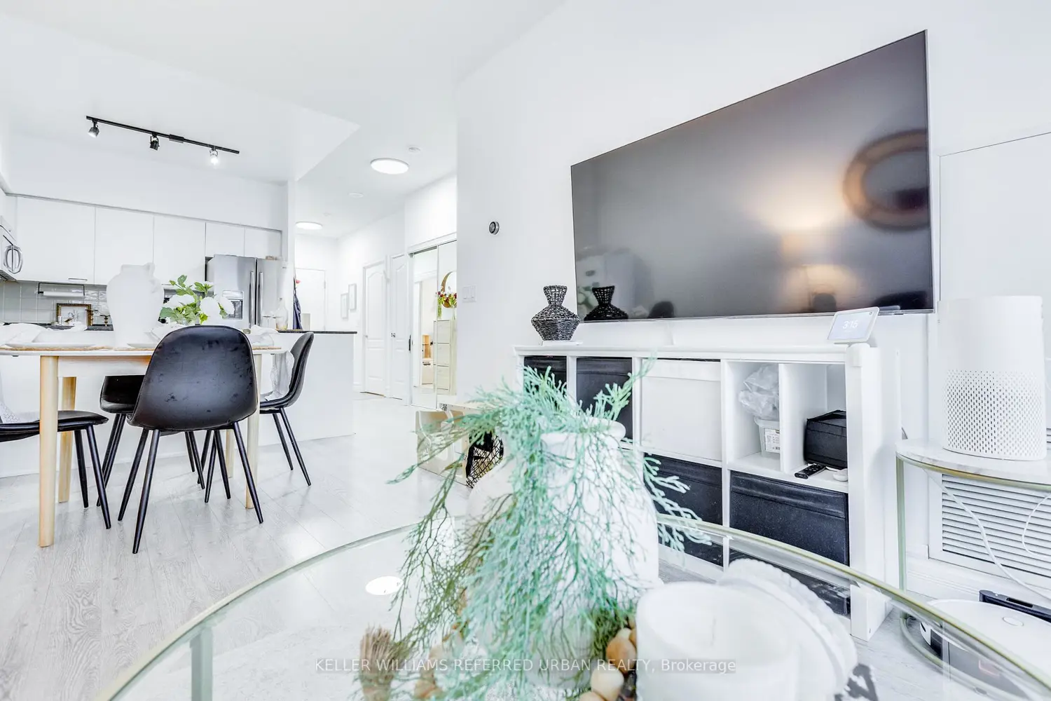 Additional image 10 of 48 Suncrest Boulevard 116