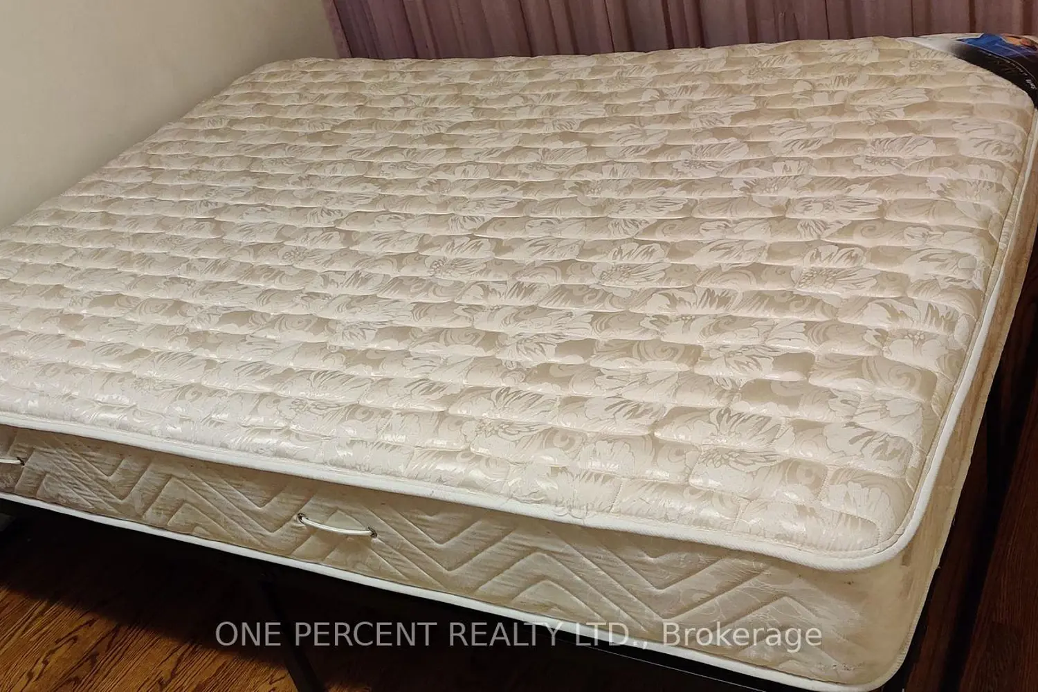 80 Fallingdale Crescent