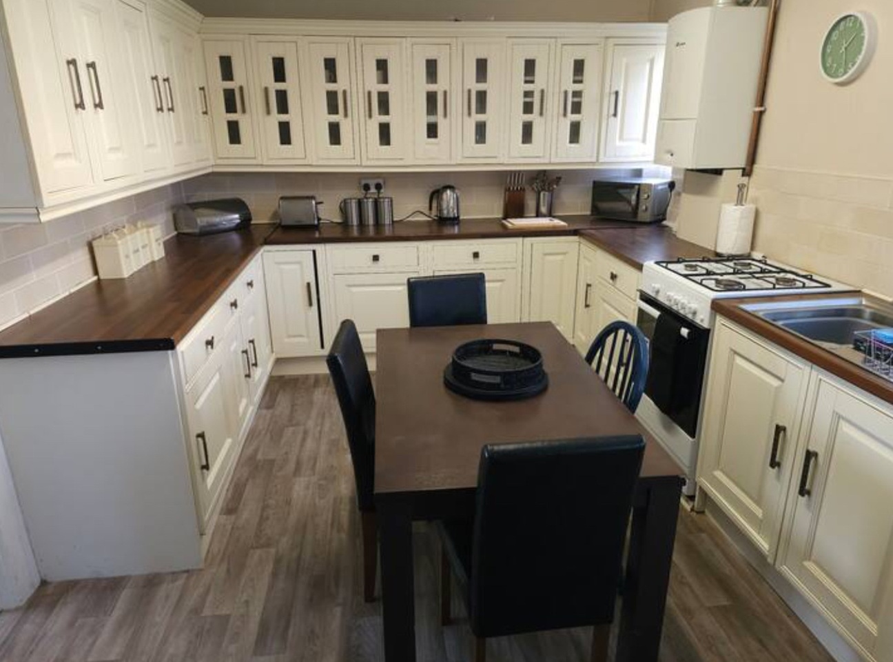 Additional image 2 of 3 Bed Semi-Detached House, East Park View, LS9, N1 7GU