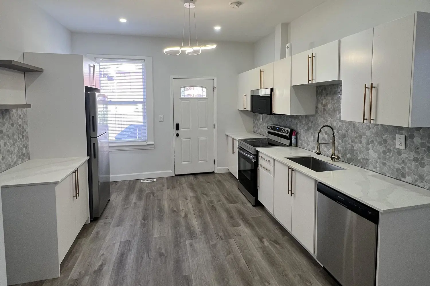 Additional image 7 of 44 Madison Avenue