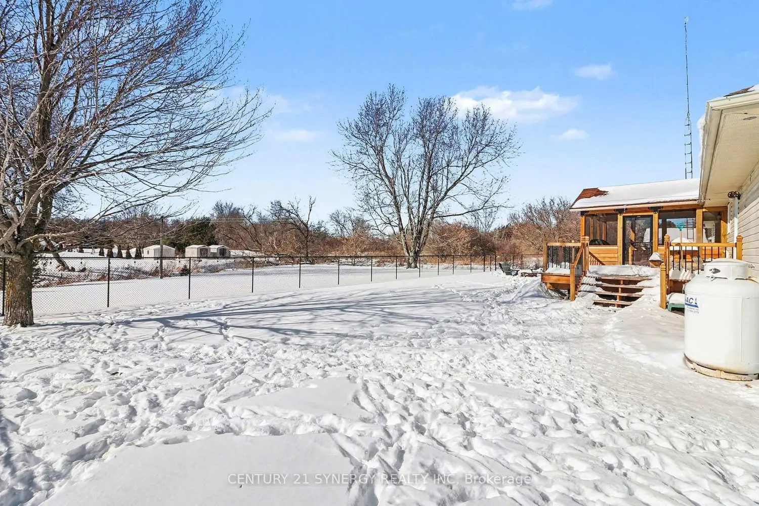 Additional image 17 of 2290 Valley Street