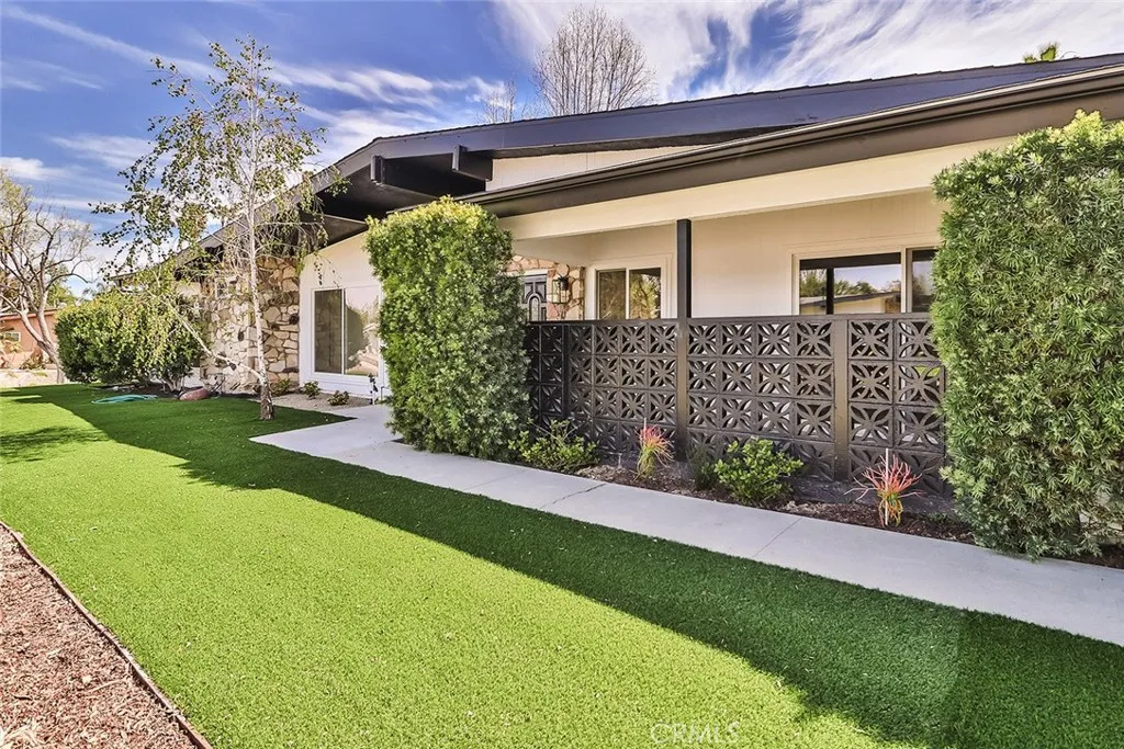 Additional image 42 of 23540 Kivik St, Woodland Hills, CA 91367