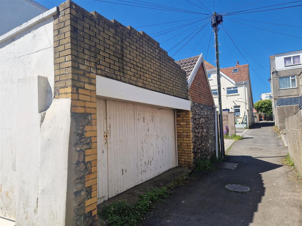 Additional image 15 of 2 bed flat for saleEsplanade, Porthcawl CF36