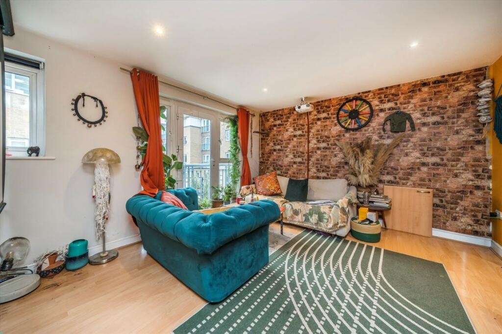 Additional image 9 of 2 Bed Flat, London, E1, N1 7GU