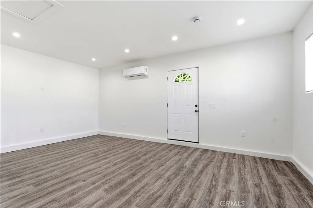 Additional image 7 of 6942 Atoll Ave, North Hollywood, CA 91605