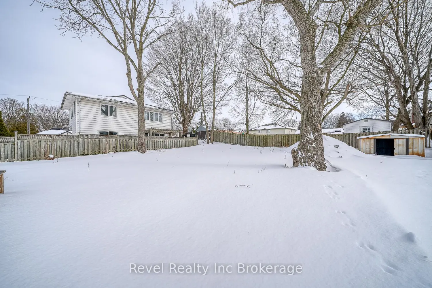 Additional image 18 of 241 Charles Street