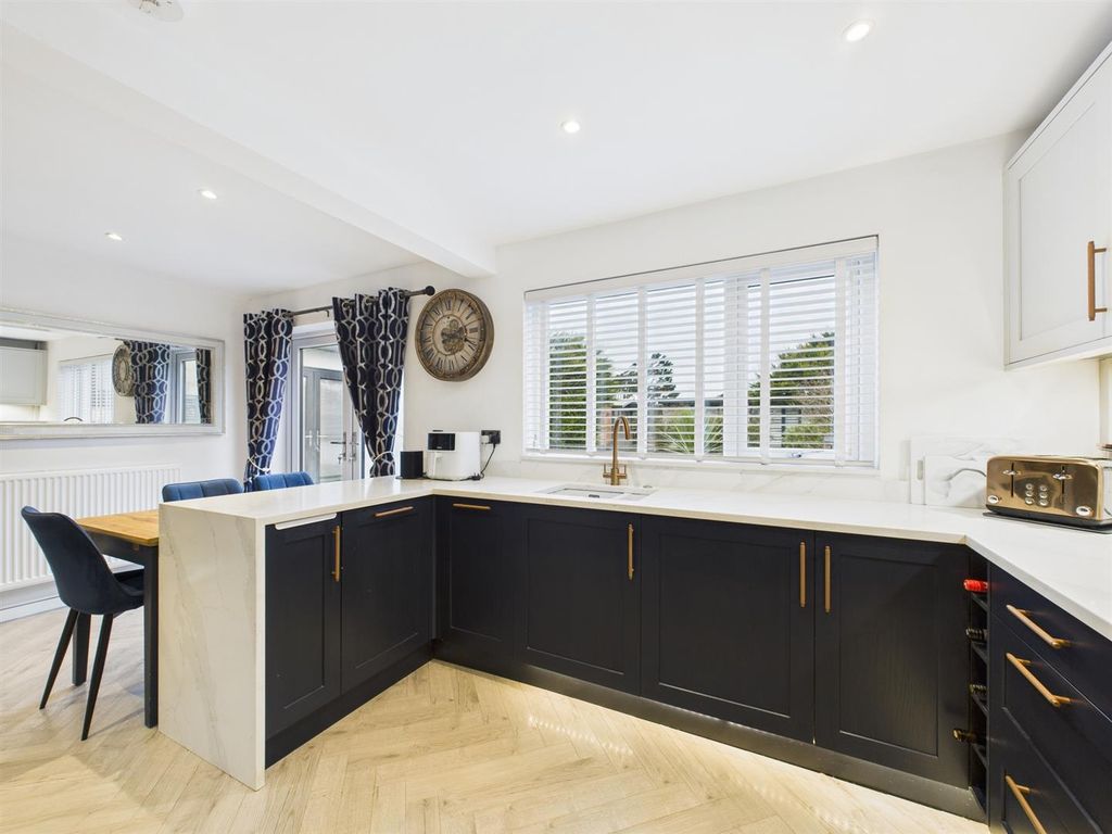 Additional image 13 of 4 bed detached house for saleRest Bay Close, Porthcawl CF36