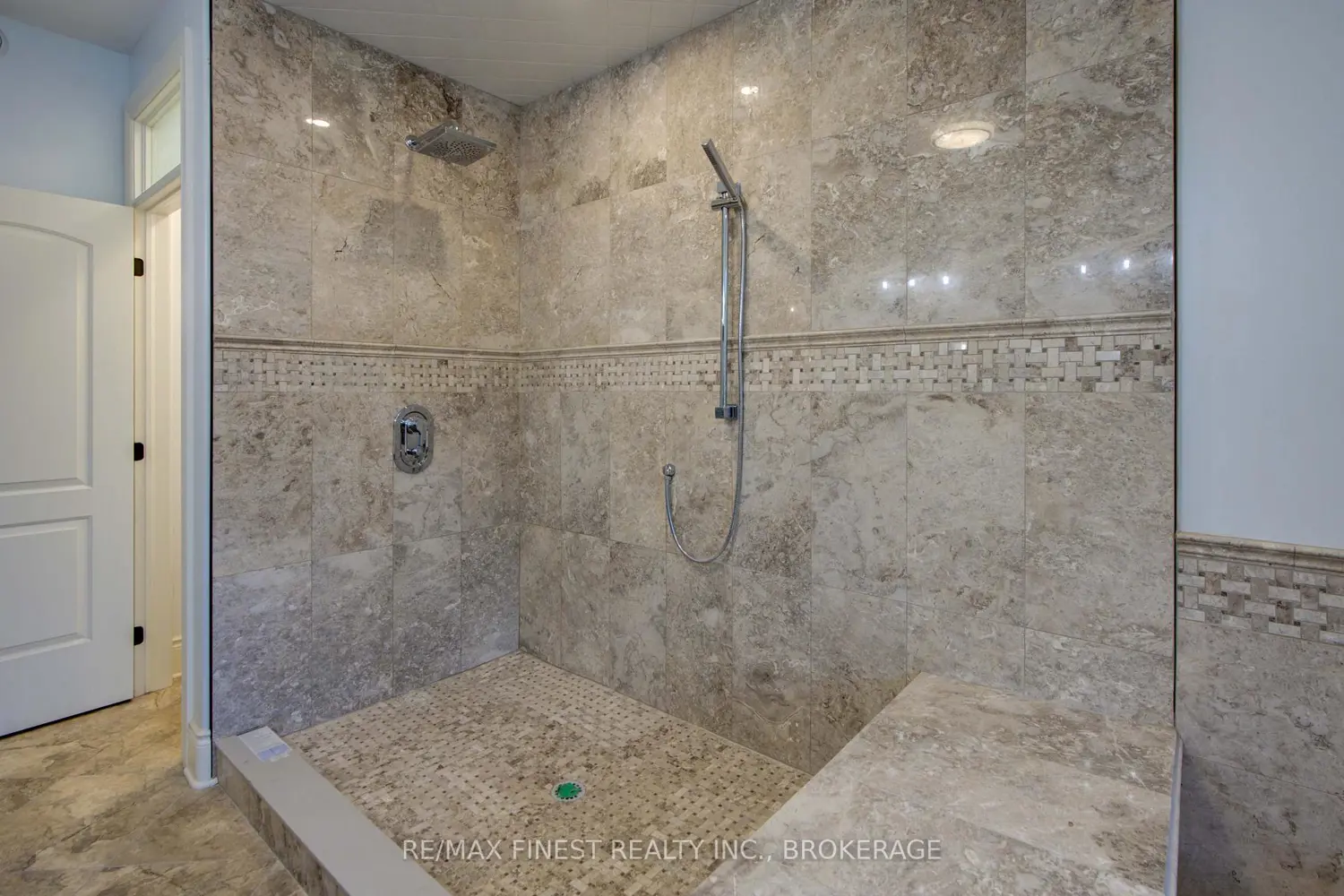 Additional image 12 of 43 Crerar Boulevard